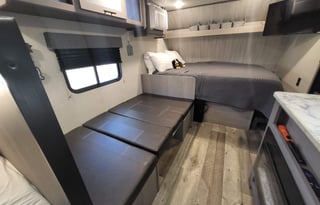 Fun Camper for Small Families Fully Stocked