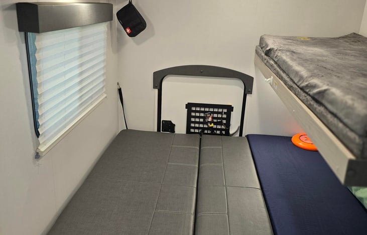 King size and 1 bunk