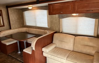 2014 Winnebago Minnie Winnie 31H