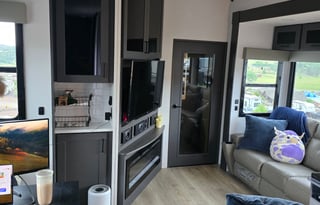 2025 Alliance RV Valor 44V14