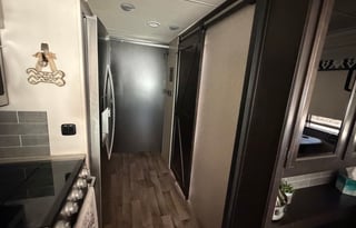 Kyle and Andi’s Escape - Pet Friendly!!! Sleeps 6+