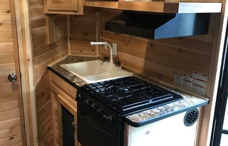 2018 Ice Castle RV Edition
