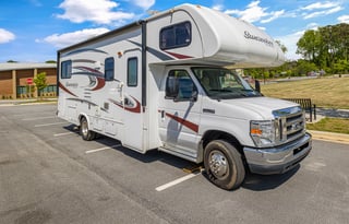 Explore in Comfort: 2015 Sunseeker 2500TS RV