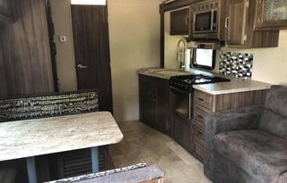 2019 Coachmen RV Apex Ultra-Lite 251RBK