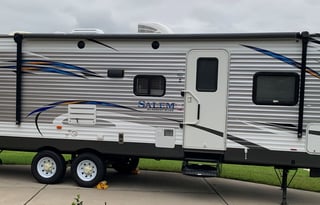 2018 Forest River RV Salem 30KQBSS