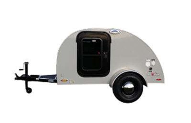 Representative floor plan provided by a trusted RVshare partner.