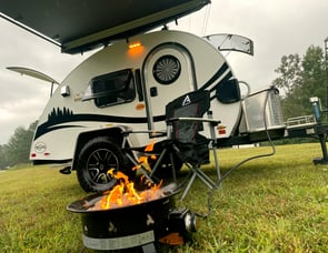 nuCamp RV TAG XL 6-Wide