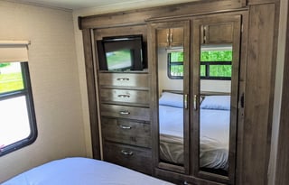 2019 Jayco Alante Sleeps 8 Comfy! Bunkhouse! Kids!