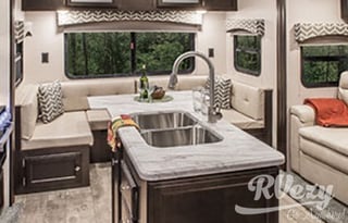 2019 Venture RV SportTrek 252VRD