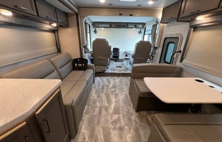 Falcon RV Rentals - 2023 Thor Windsport 29M