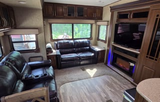 2018 Prime Time RV Crusader 340RST