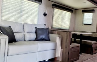 2021 Gulf Stream RV Conquest 276BHS