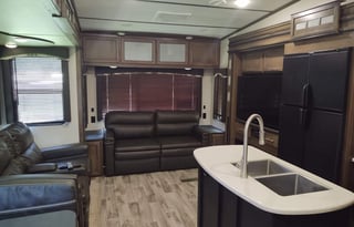2019 Keystone RV Cougar 368MBI
