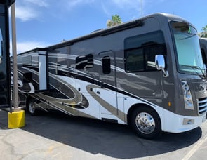 Ford Thor Motor Coach Miramar