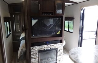 2017 Forest River RV Surveyor 32BHDS