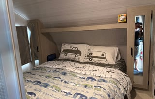 Dream Camper! Private King Master & Priv Bunkhouse