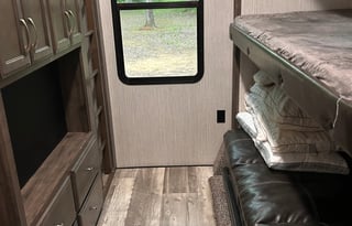 2020 Forest River Sandpiper Fifth Wheel