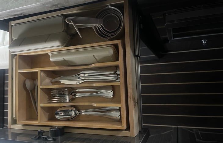 Silverware: : optional free of charge