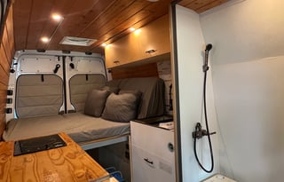 Luxury Mercedes Sprinter Van | Solar, Shower