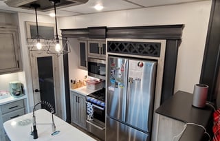 2023 Luxury Fifth Wheel