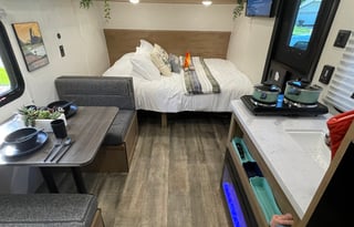 ***Brand New**Wolf Den Light Weight Travel Trailer