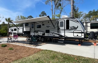 Spacious Family Bunkhouse