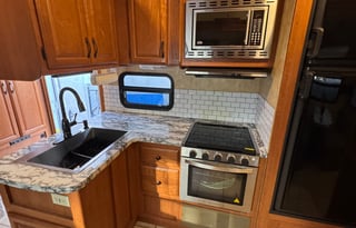 Spacious 5th Wheel, Incredible Bunkroom Floorplan!