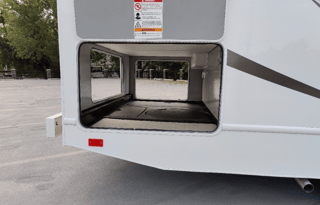2016 Thor Majestic 28' Motorhome - Class C RV