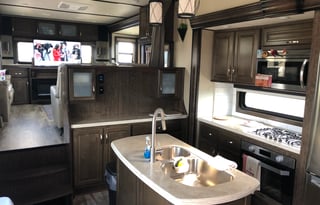 2019 Grand Design Solitude 375RES R