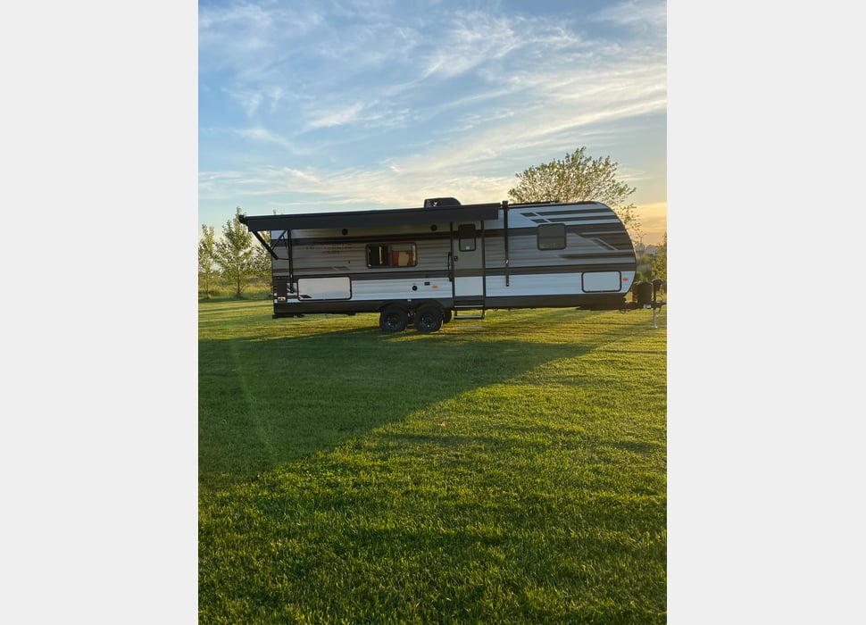 Travel Trailer rentals in Leighton