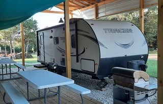 FISH & FIN RV - NEXT TO LAKE SOMERVILLE, BIRCH CRK