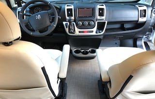 Adventure-Ready 2022 Tellaro | Dogs ok | Free WiFi