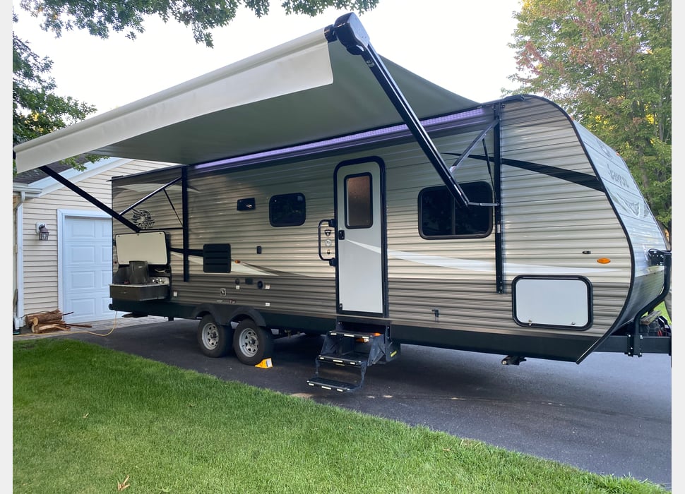 Travel Trailer rentals in Rice