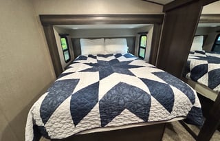 #31-'22 Grand Design Midbunk/Rear living 5th Wheel