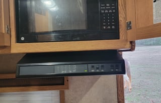 2009 Three Horse Living Quarter Horse Trailer