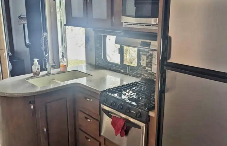 Nice Kitchen comes with all your cooking needs. Crockpots and coffee maker as well!