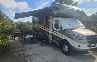 Goldilocks! Winnebago Navion Class C Lithium