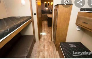 2017 Grand Design Reflection 323BHS