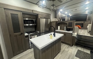 2023 Grand Design Solitude 380FL R