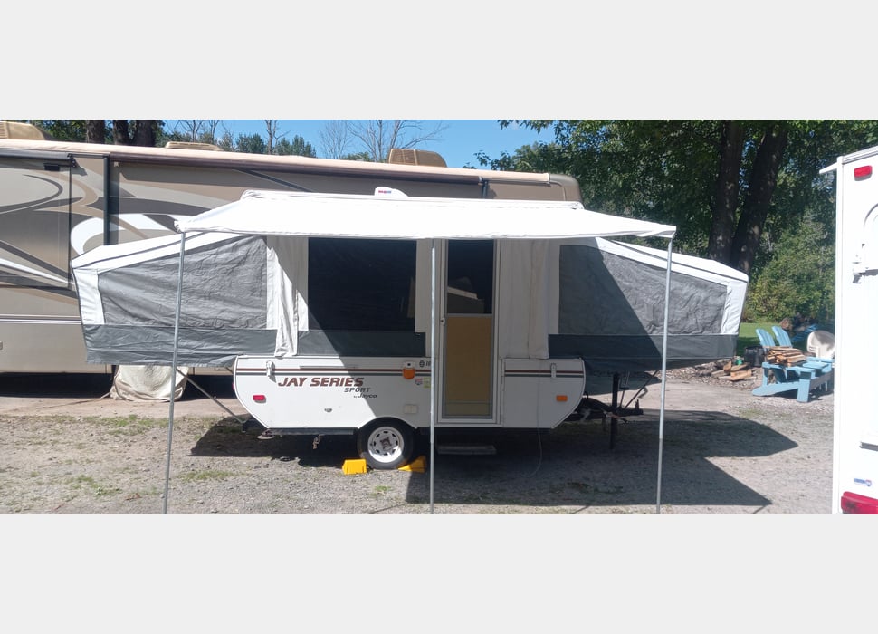 Pop-up Camper rentals in Brockport