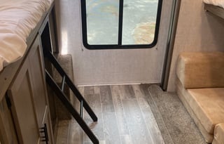 2021 Gulf Stream RV Conquest 323TBR