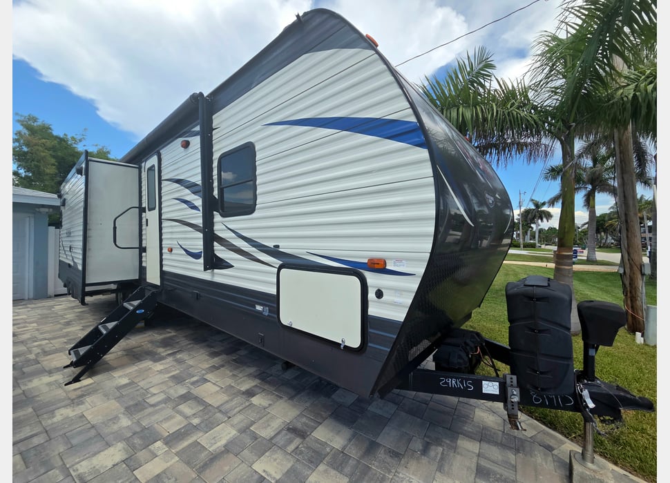 Travel Trailer rentals in Miami