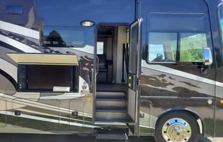2019 Jayco Precept - Rocky Mountain Retreat!