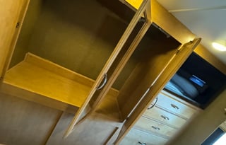 2016 Thor Motor Coach Four Winds 29G. "Let's Go!"