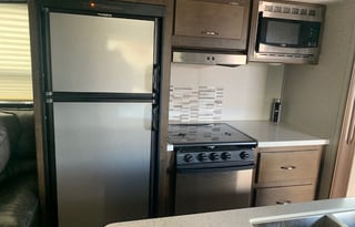 2020 Dutchmen RV Astoria 3003RLF