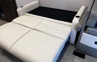 Mandy and DJ's family and Pet friendly RV