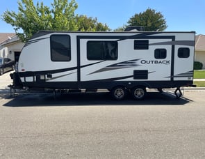 Keystone RV Outback Ultra Lite 221UMD
