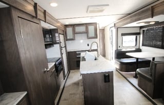 Ash and Tay’s Dutchmen Coleman Light