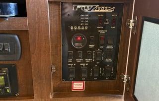 Steele’s Keystone Fuzion345 5thWheel Delivery only