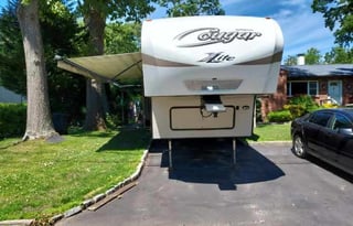 2016 Keystone Cougar X-Lite 28DBI SPECIAL PRICING!